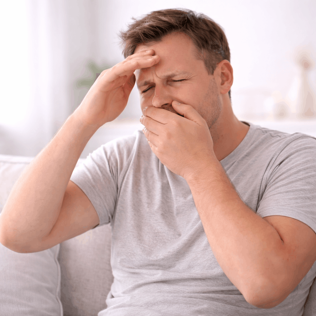 Welke eigenschap onderscheidt een migraine het duidelijkst van een typische spanningshoofdpijn?