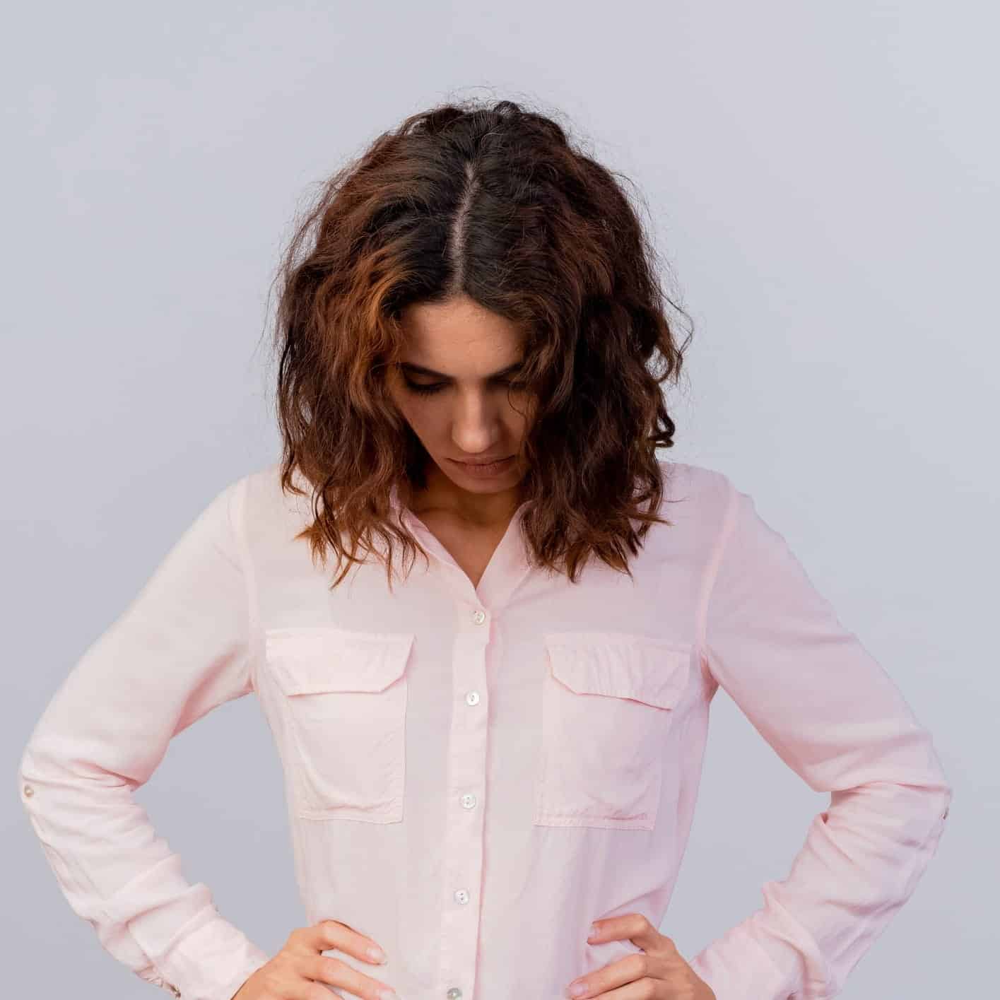 Welk symptoom is het meest typisch voor een vaginale schimmelinfectie?