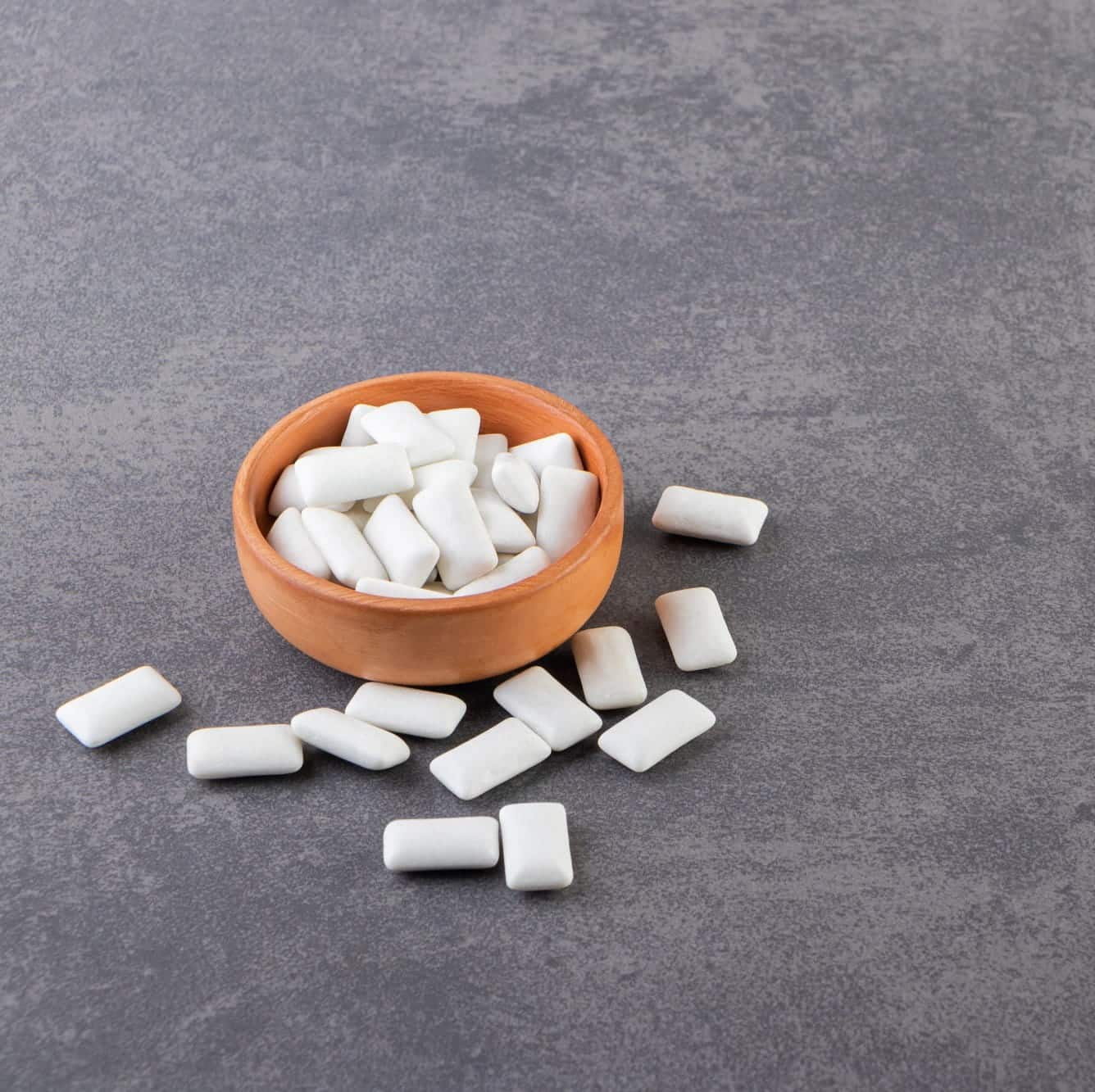 Het combineren van verschillende nicotinevervangende producten kan de kans op stoppen voor sommige mensen verbeteren.